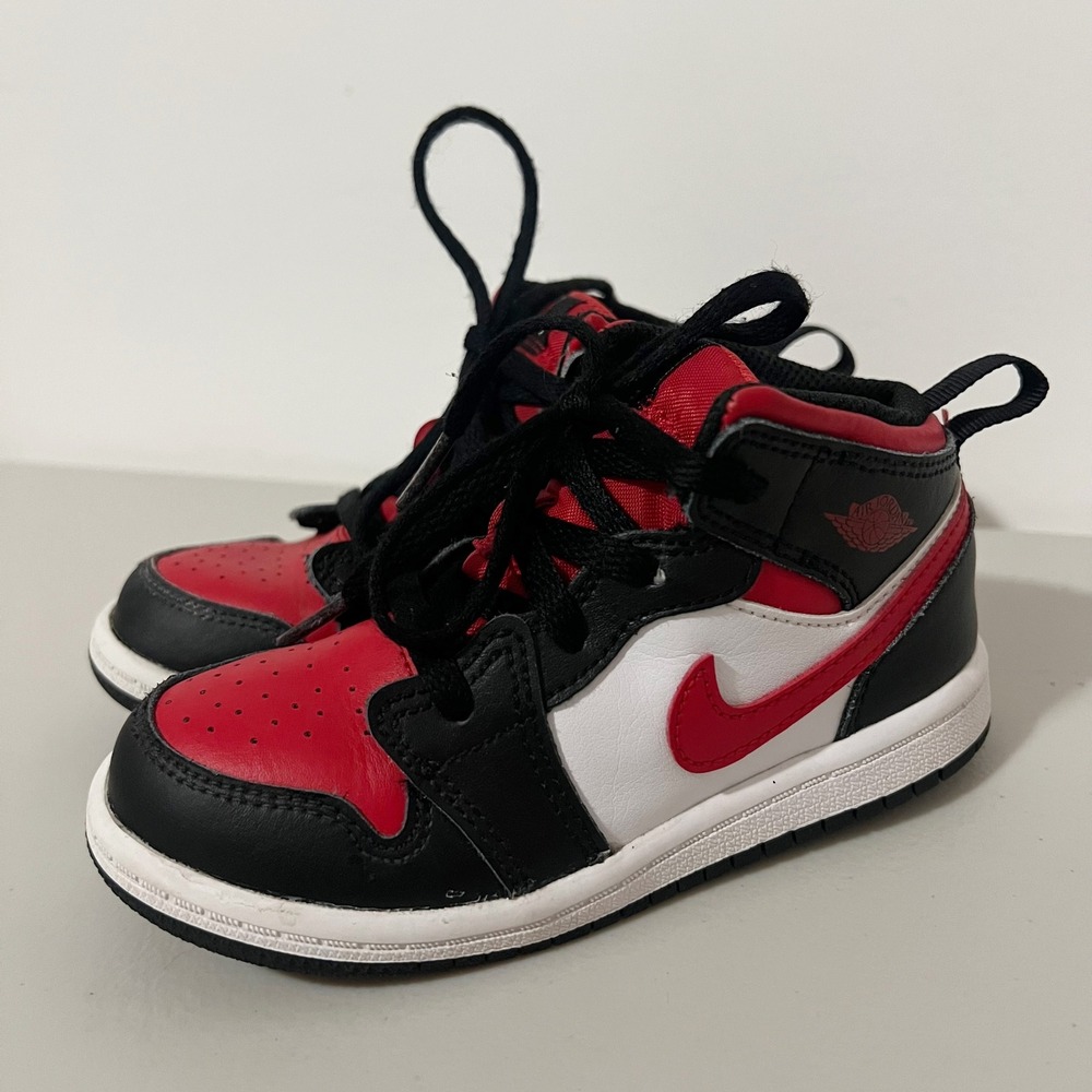 Air‎ Jordan 1 Retro Toddler Sneakers Red Black White Size 9C